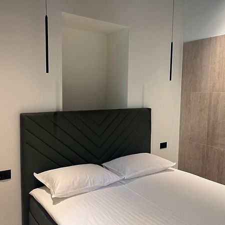 Marinac City Center Apartments & Rooms スプリト エクステリア 写真